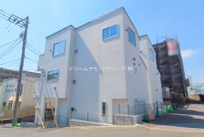 市川市市川215　2棟　2号棟