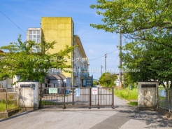 市川市曽谷８丁目