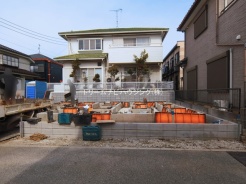 市川市曽谷7丁目